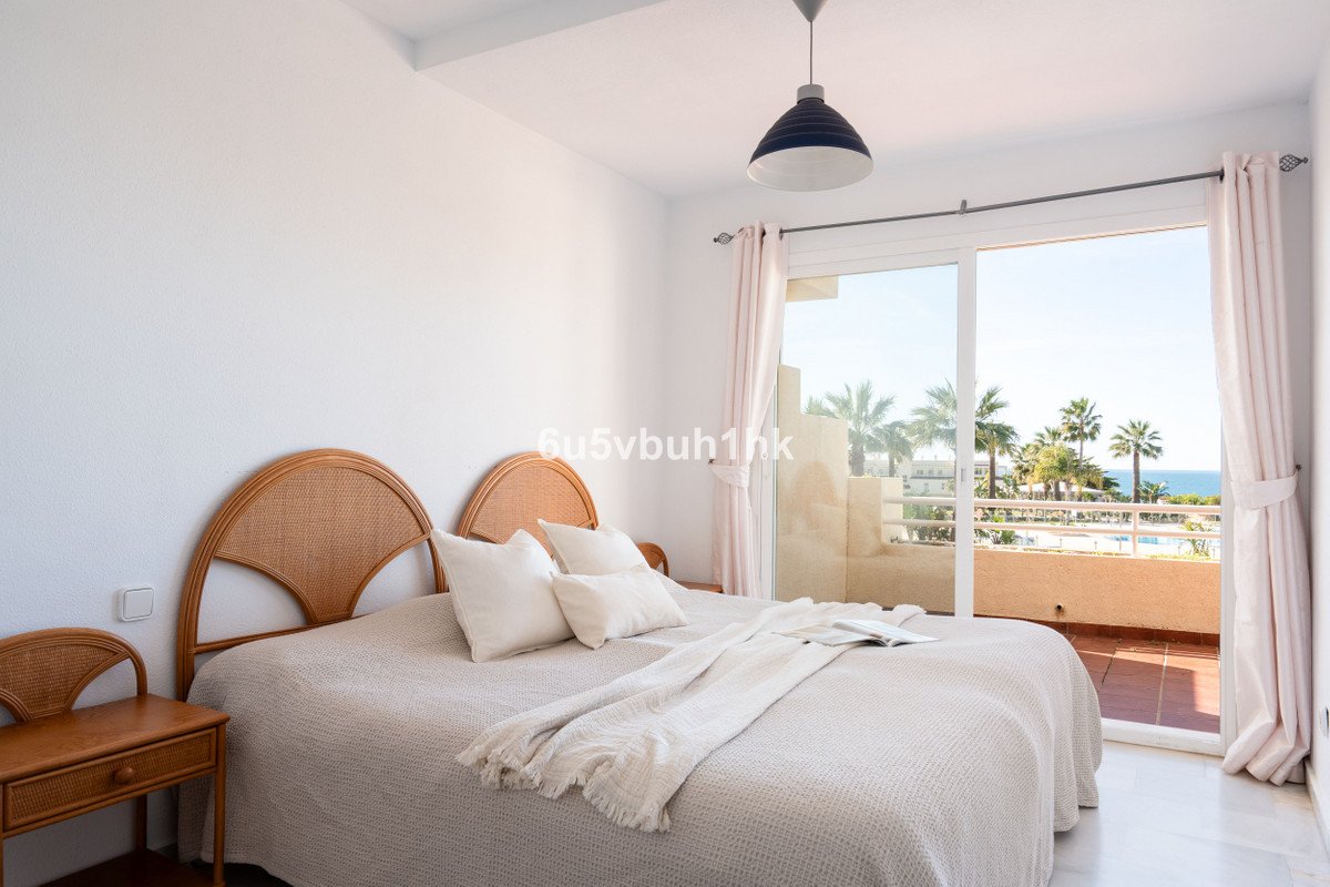 2 Bed شقة في الطابق الأوسط in El Chaparral في El Chaparral, شقة