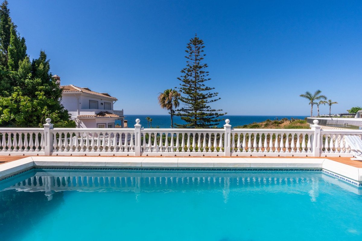 4 Bed Detached Villa in El Chaparral in El Chaparral, Detached Villa
