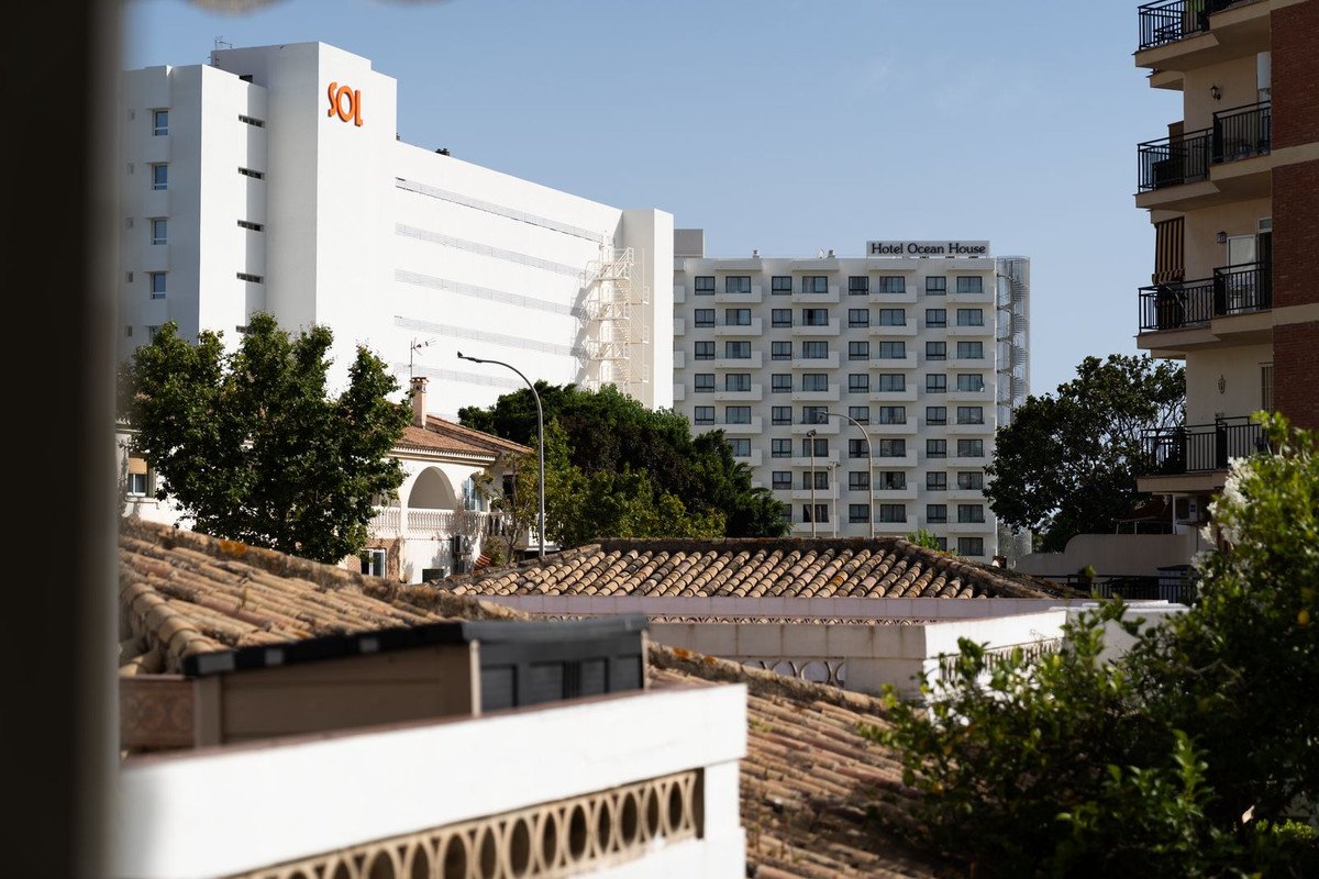 1 Bed Middle Floor Apartment in La Carihuela in La Carihuela, Apartment