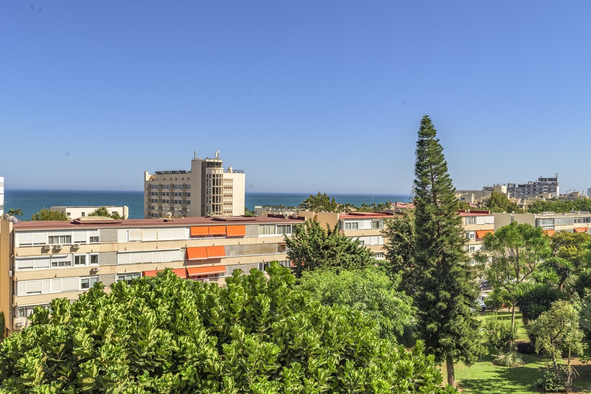 1 Bed Middle Floor Apartment in La Carihuela in La Carihuela, Apartment