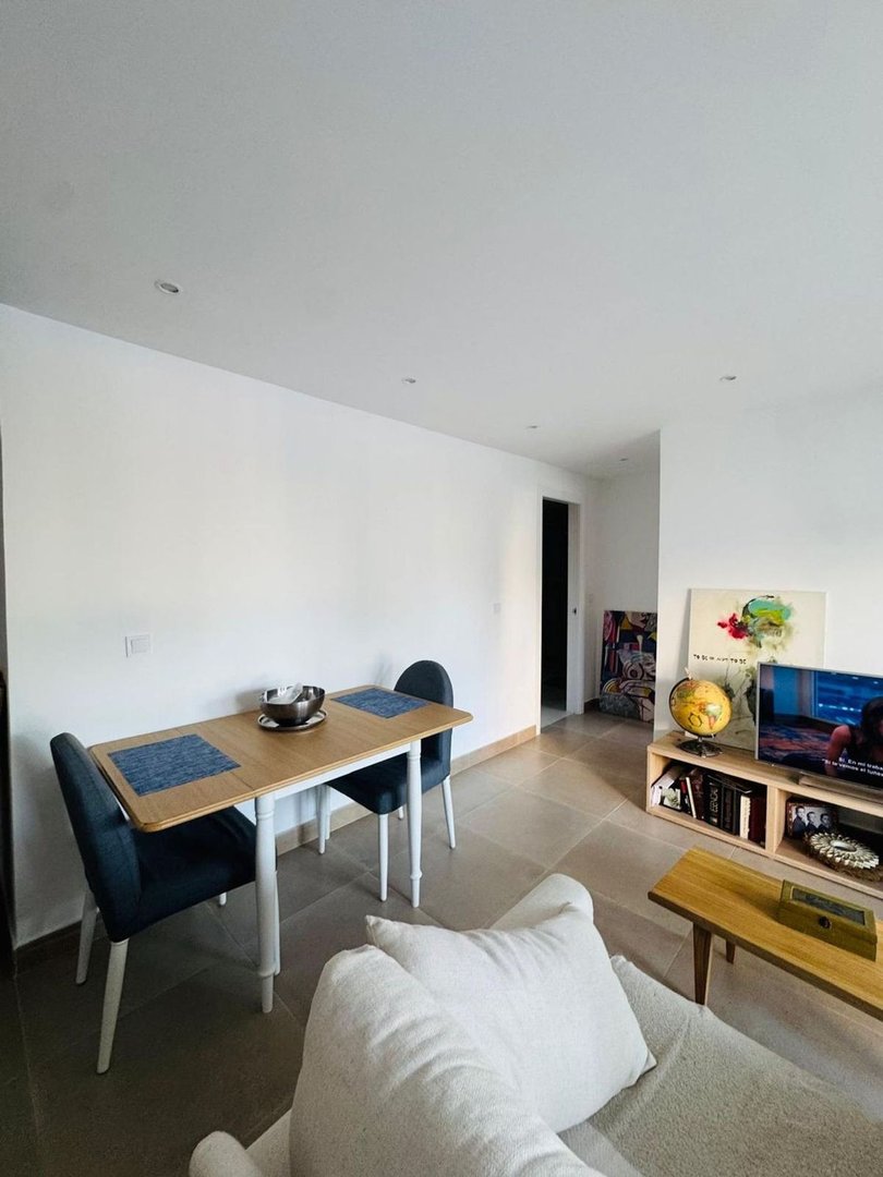 2 Bed Middle Floor Apartment in La Carihuela in La Carihuela, Apartment