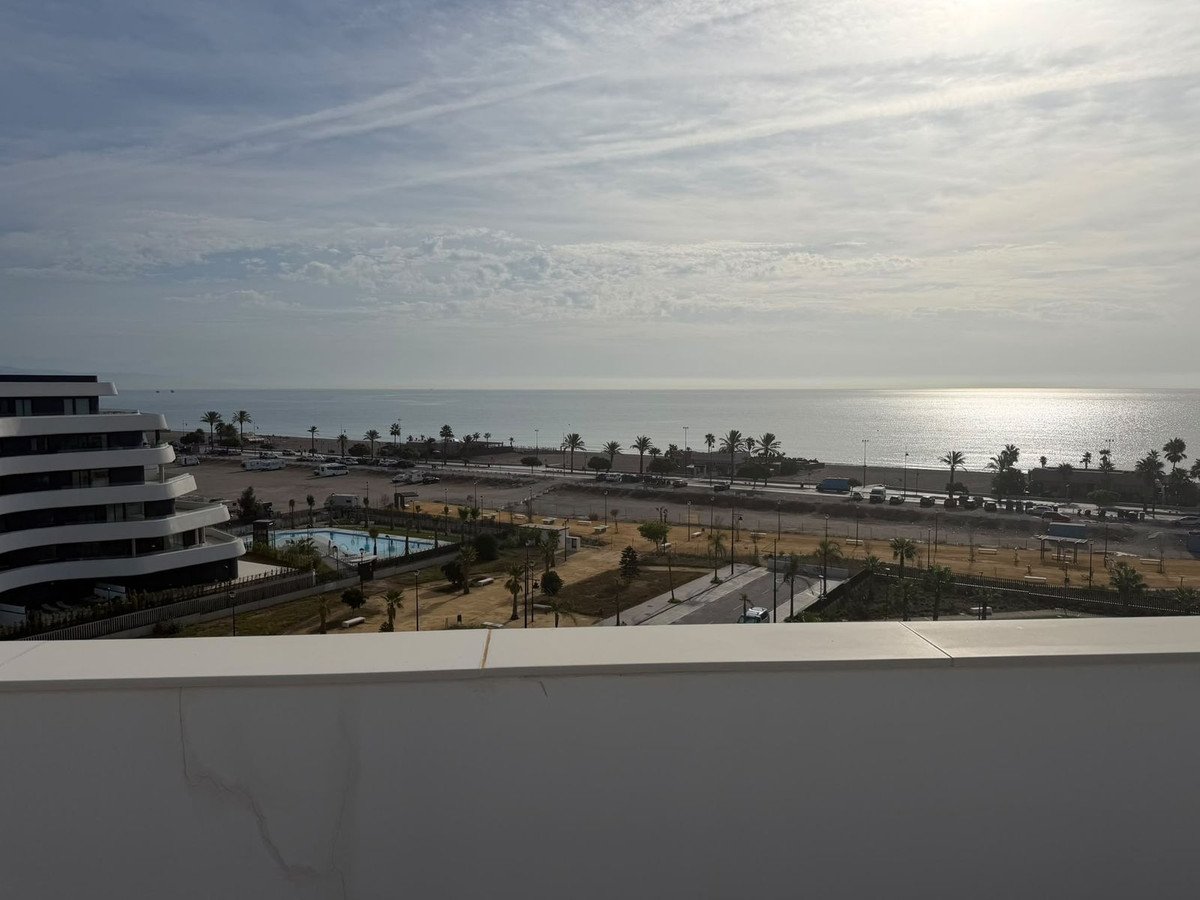 2 Bed Middle Floor Apartment in Los Alamos