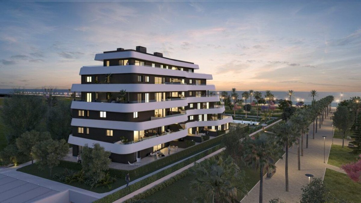 2 Bed Middle Floor Apartment in Torremolinos in Torremolinos, Apartment