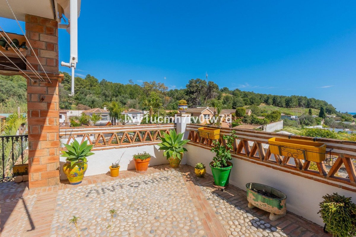 4 Bed Detached Villa in Torremolinos in Torremolinos, Detached Villa