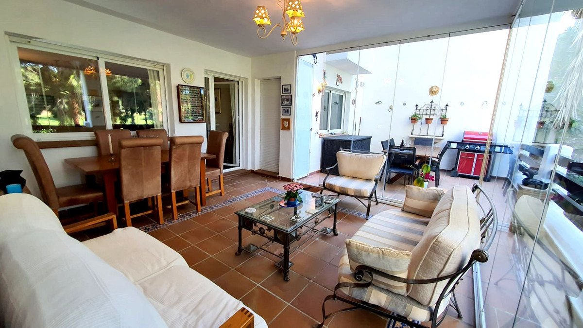 2 Bed Middle Floor Apartment in Torrequebrada in Torrequebrada — Apartment