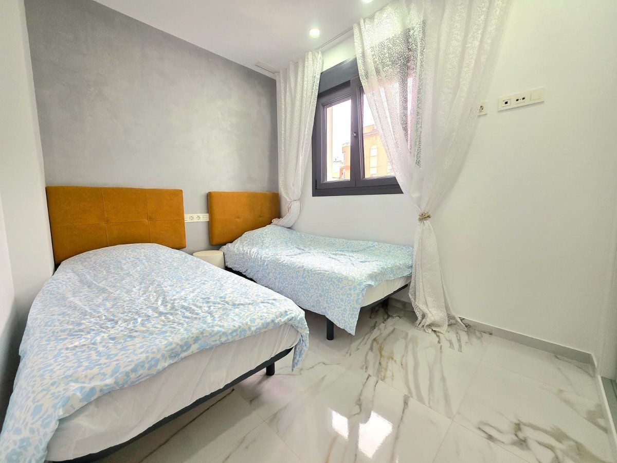 2 Bed Middle Floor Apartment in Torrevieja in Torrevieja — Apartment