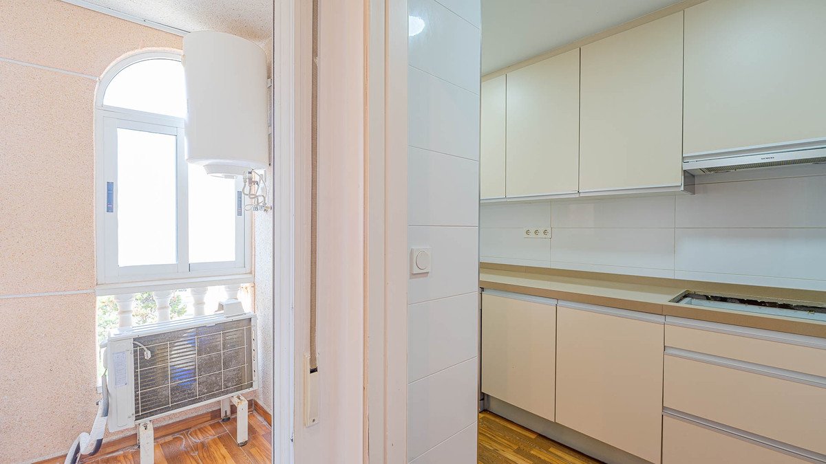 2 Bed Middle Floor Apartment in Torrevieja in Torrevieja — Apartment