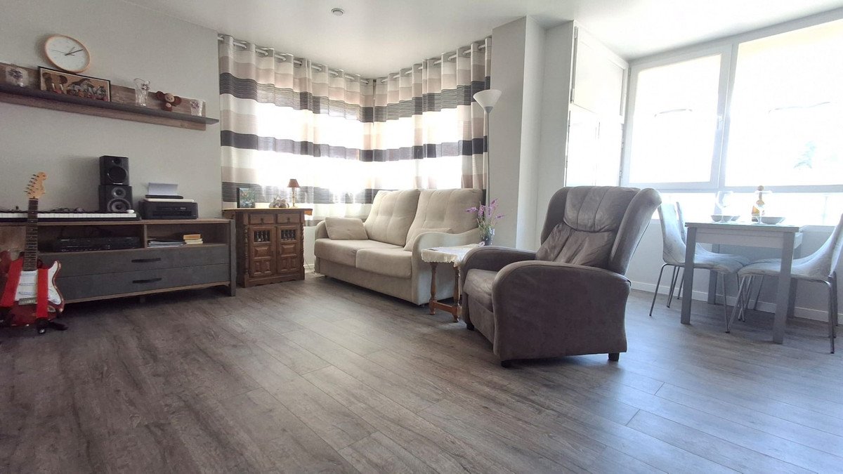 2 Bed Ground Floor Apartment in Torrevieja in Torrevieja, Apartment