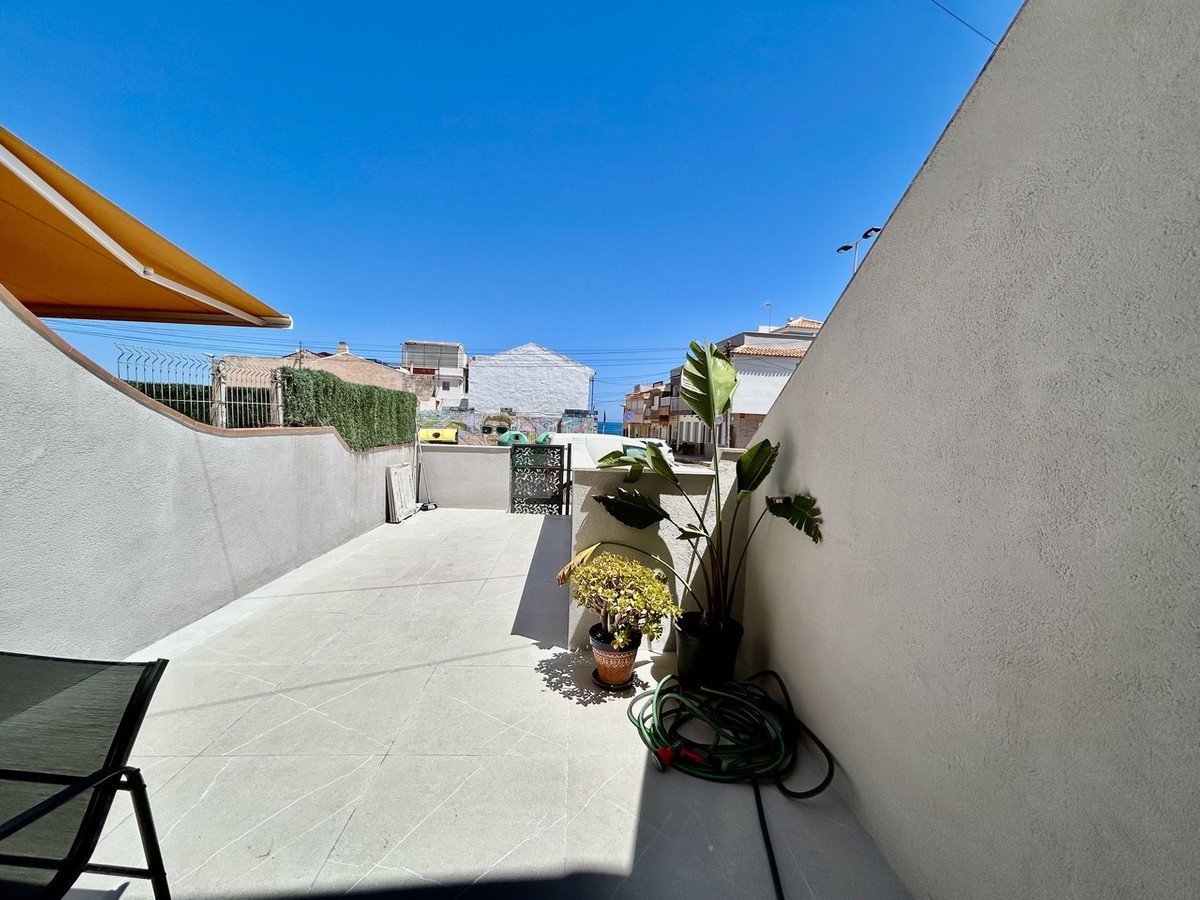 2 Bed Ground Floor Apartment in Torrevieja in Torrevieja, Apartment