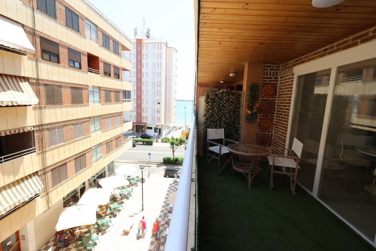 3 Bed Ground Floor Apartment in Torrevieja in Torrevieja, Apartment