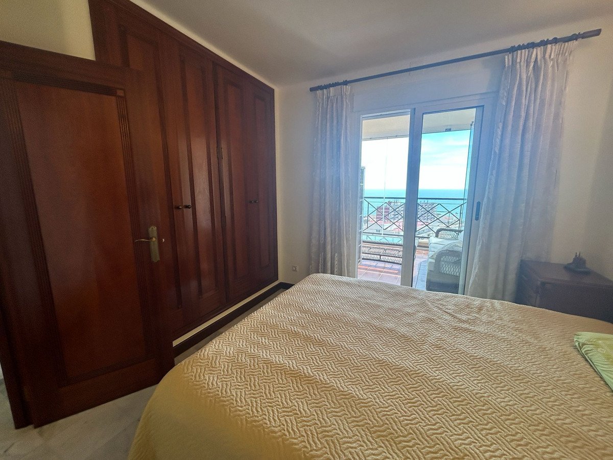 3 Bed Middle Floor Apartment in Torrevieja in Torrevieja — Apartment