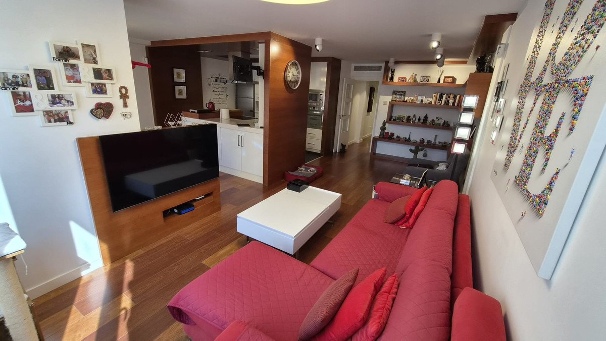 4 Bed Ground Floor Apartment in Torrevieja in Torrevieja, Apartment