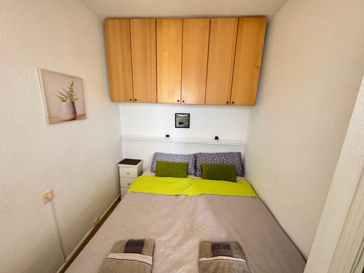 1 Bed Middle Floor Apartment in Torrevieja in Torrevieja — Apartment
