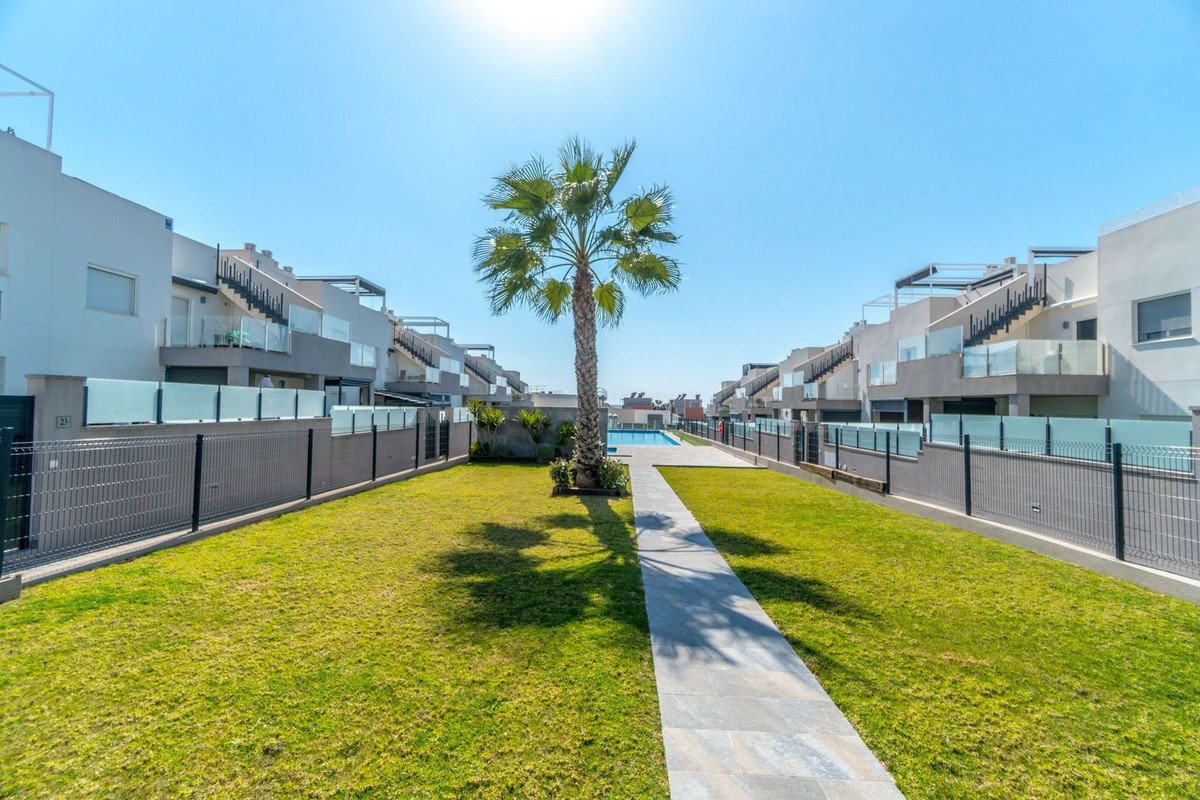2 Bed Bottenvåningslägenhet in Torrevieja i Torrevieja, Lägenhet