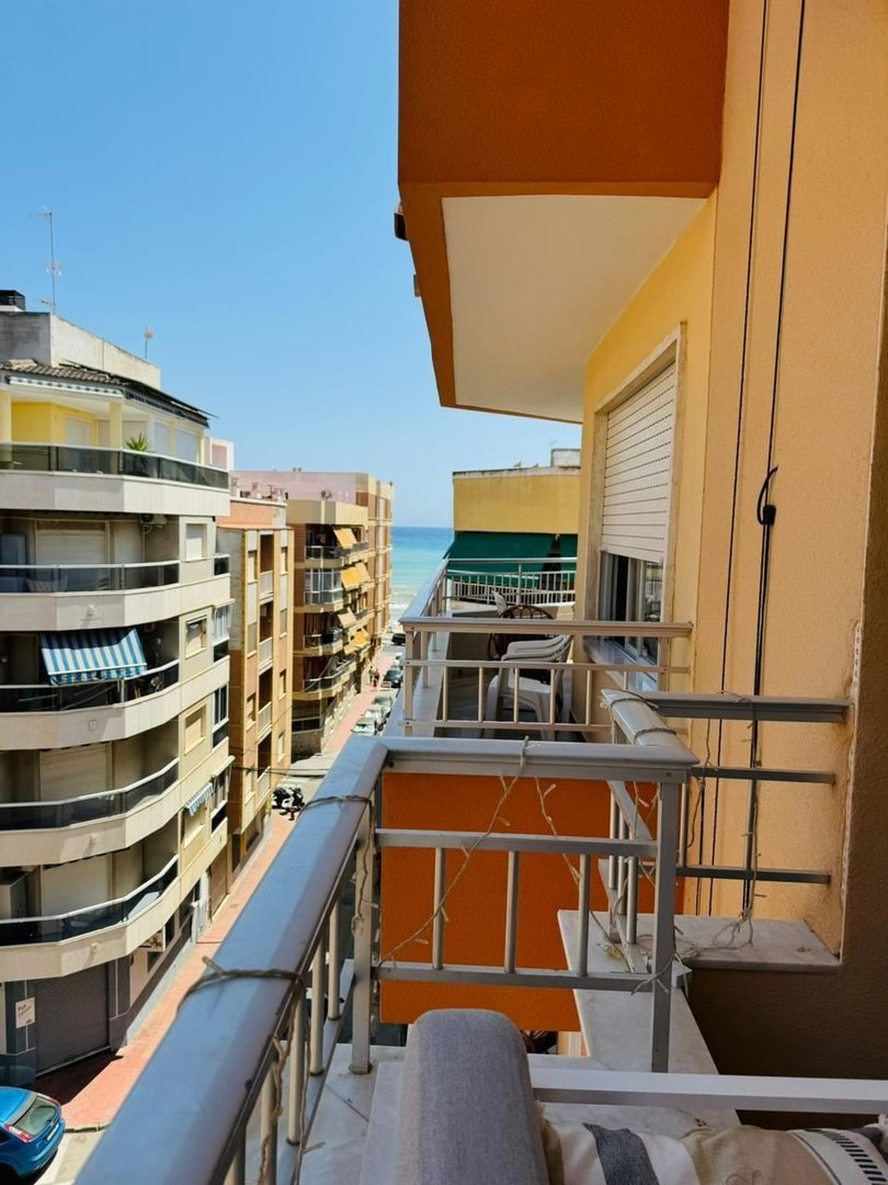 3 Bed Middle Floor Apartment in Torrevieja in Torrevieja, Apartment