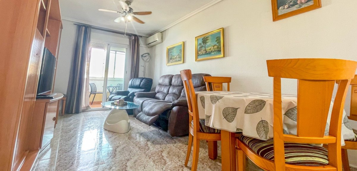 3 Bed Begane Grond Appartement in Torrevieja in Torrevieja, Appartement