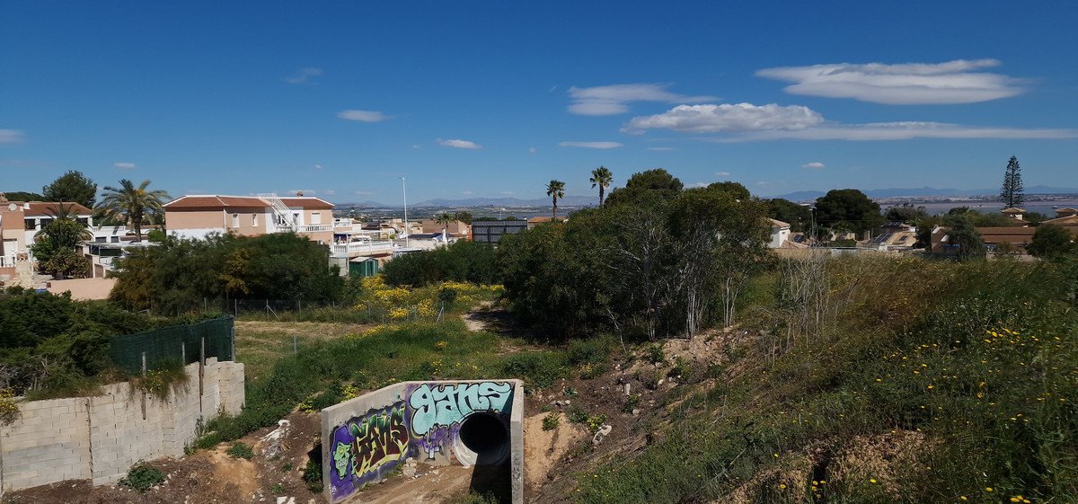 Residential Plot in Torrevieja in Torrevieja, 