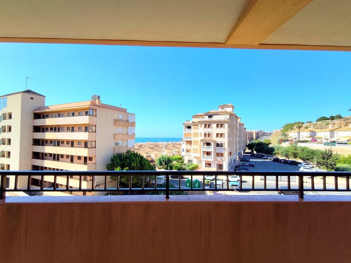 1 Bed Middle Floor Apartment in La Mata in La Mata, Apartment