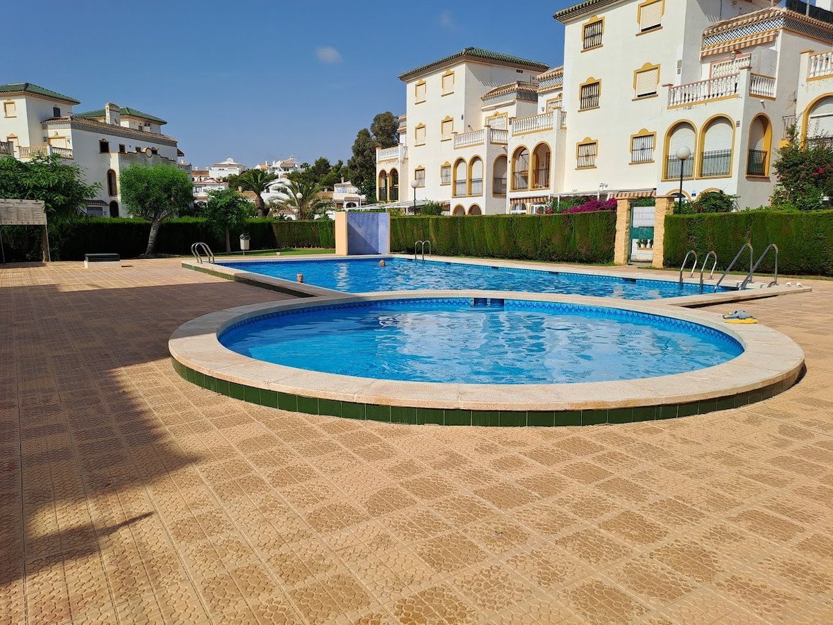 2 Bed Middle Floor Apartment in La Mata in La Mata, Apartment