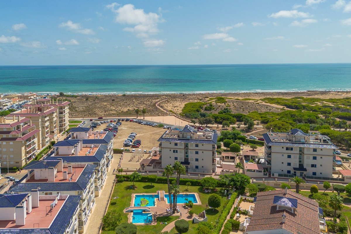 2 Bed Middle Floor Apartment in La Mata in La Mata, Apartment