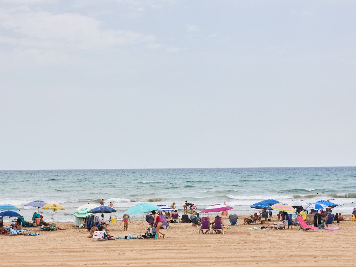 2 Bed شقة في الطابق الأوسط in La Mata