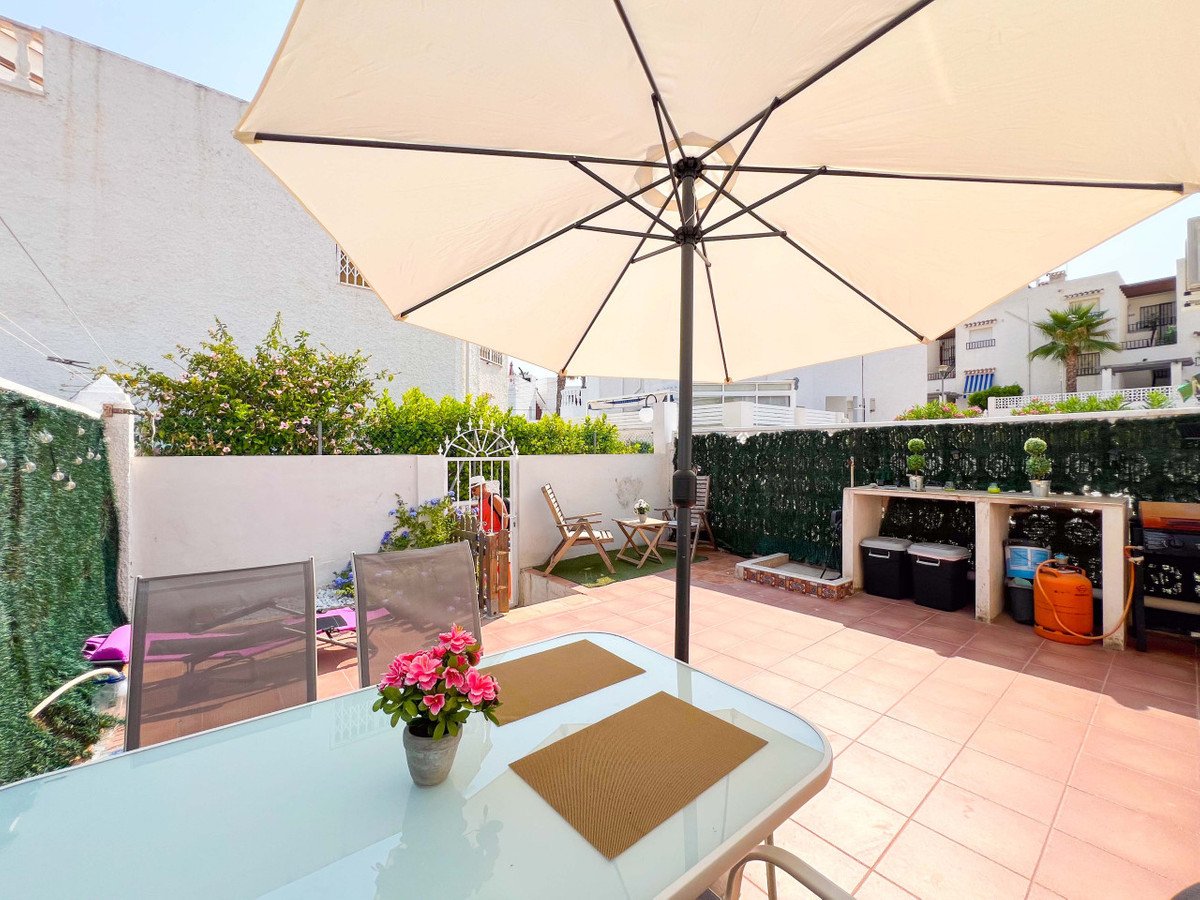 3 Bed Bungalow in La Mata في La Mata, شقة