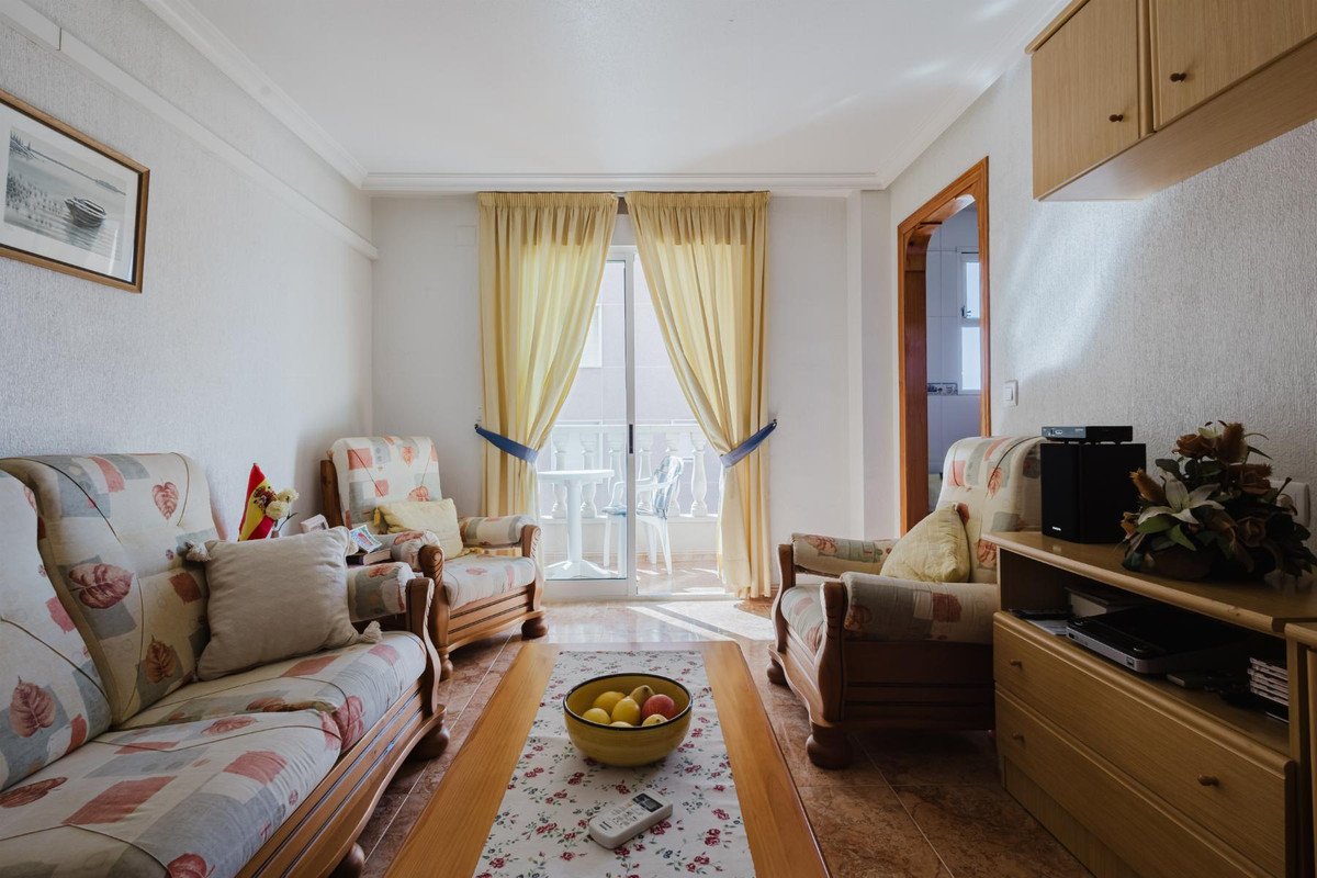 3 Bed Ground Floor Apartment in Torrevieja in Torrevieja, Apartment