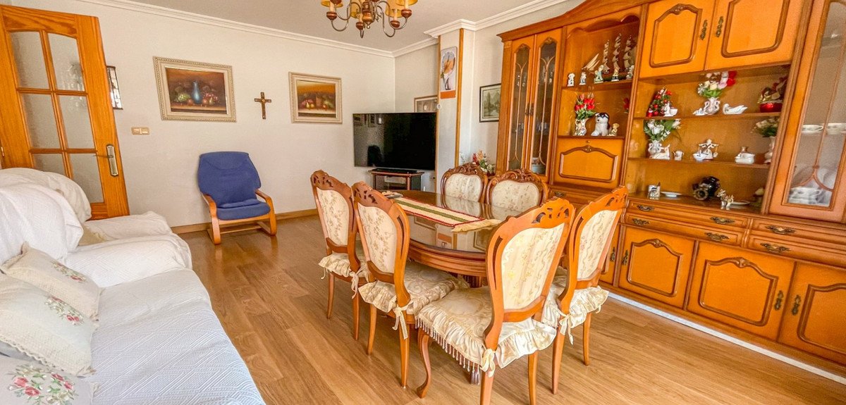 3 Bed Ground Floor Apartment in Torrevieja in Torrevieja, 