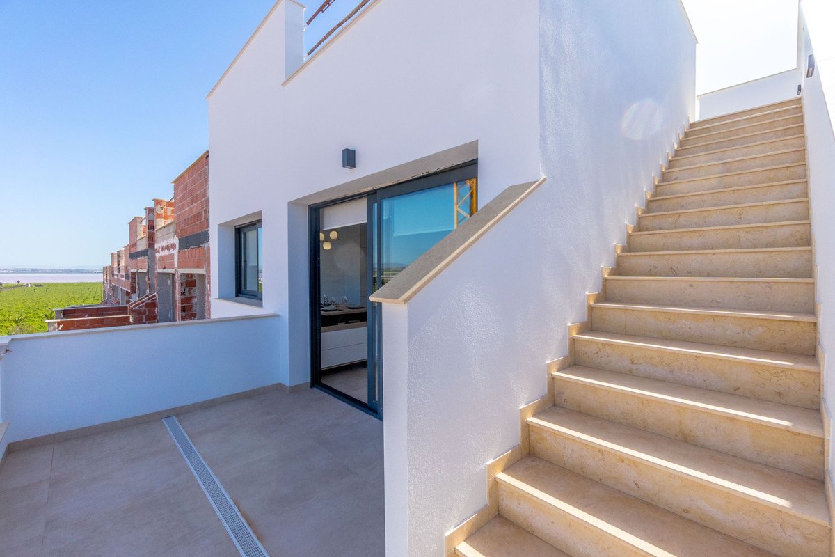2 Bed New Development in Torrevieja في Torrevieja, تطوير جديد