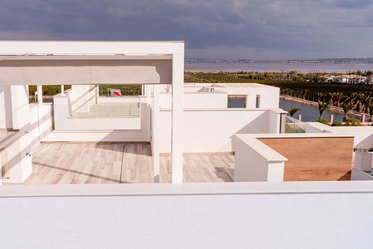 4 Bed Detached Villa in Los Balcones in Los Balcones, Detached Villa