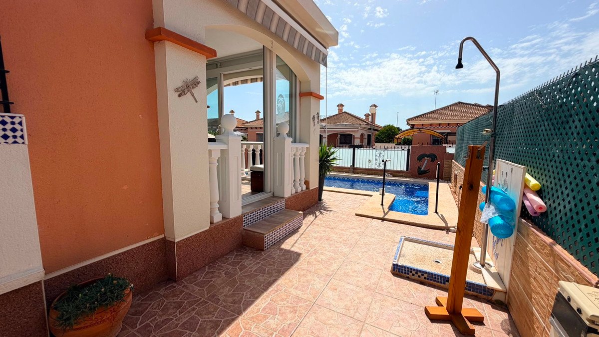 3 Bed Detached Villa in Los Montesinos in Los Montesinos, Detached Villa