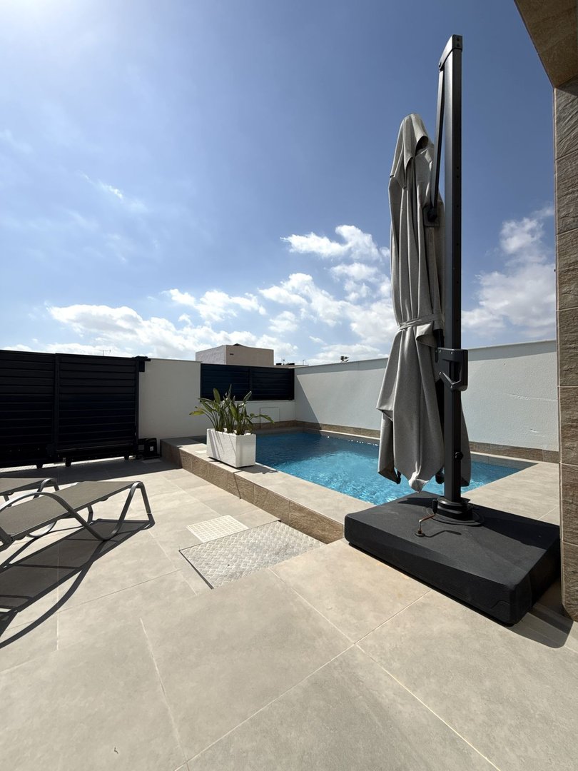 3 Bed فيلا مستقلة in Los Montesinos في Los Montesinos, 