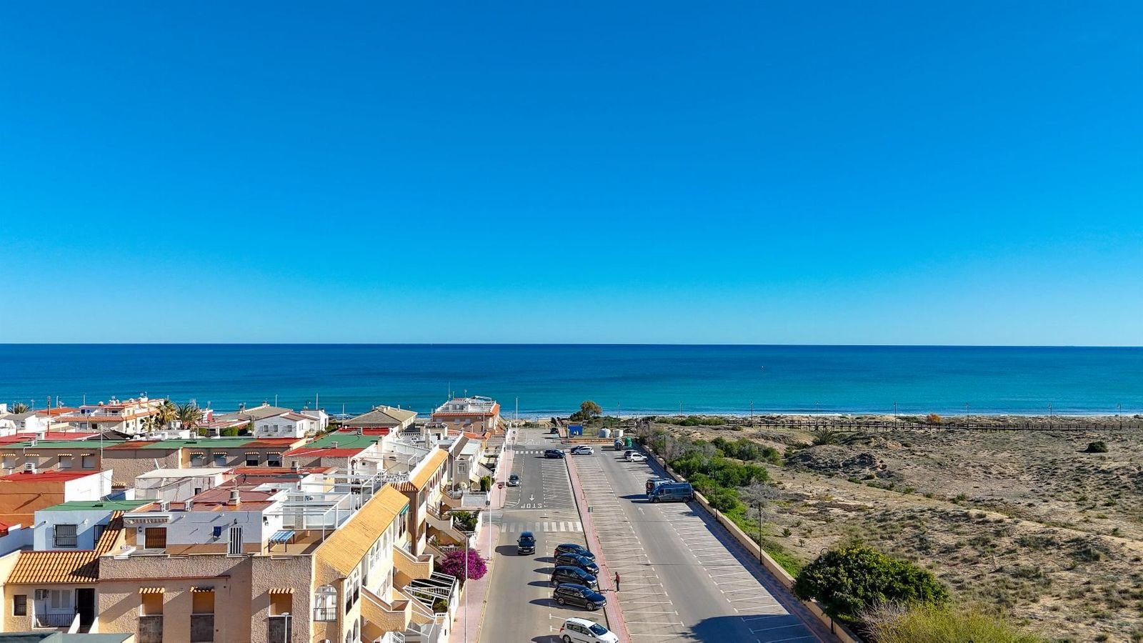 3 Bed Bungalow in Playa De La Mata في Playa De La Mata, بنغالا