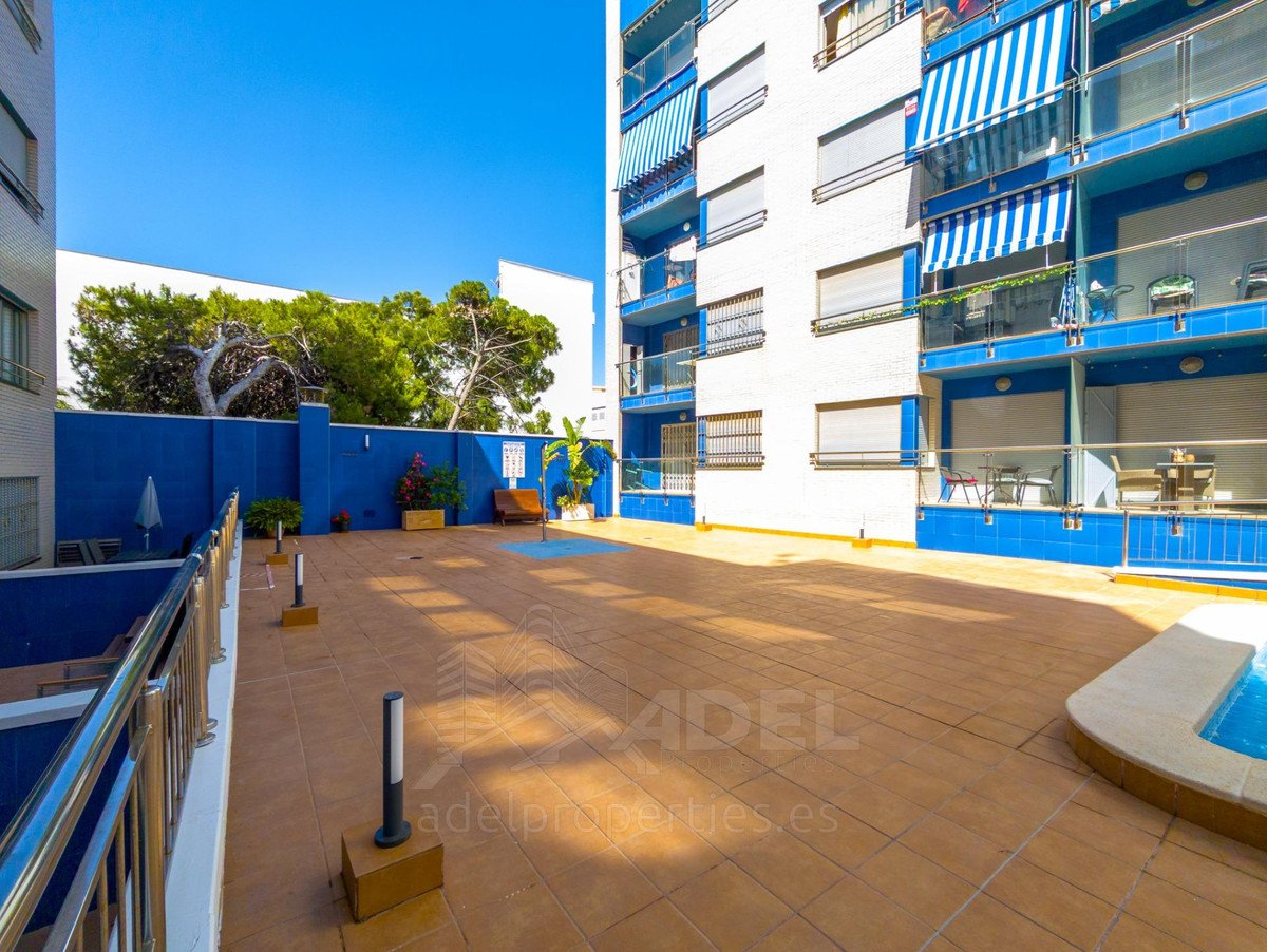 2 Bed Middle Floor Apartment in Playa de los Locos in Playa de los Locos, Apartment