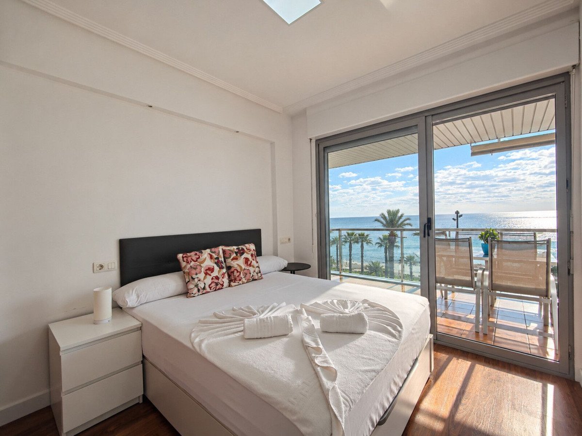 3 Bed Middle Floor Apartment in Playa Del Cura