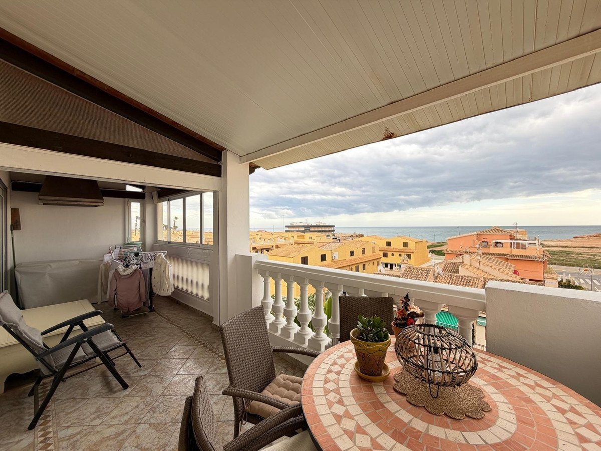 3 Bed بنتهاوس in Torrevieja في Torrevieja, بنتهاوس