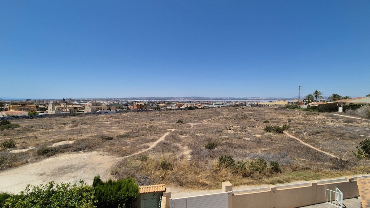 3 Bed بيت مدينة in Torrevieja في Torrevieja, تاون هاوس