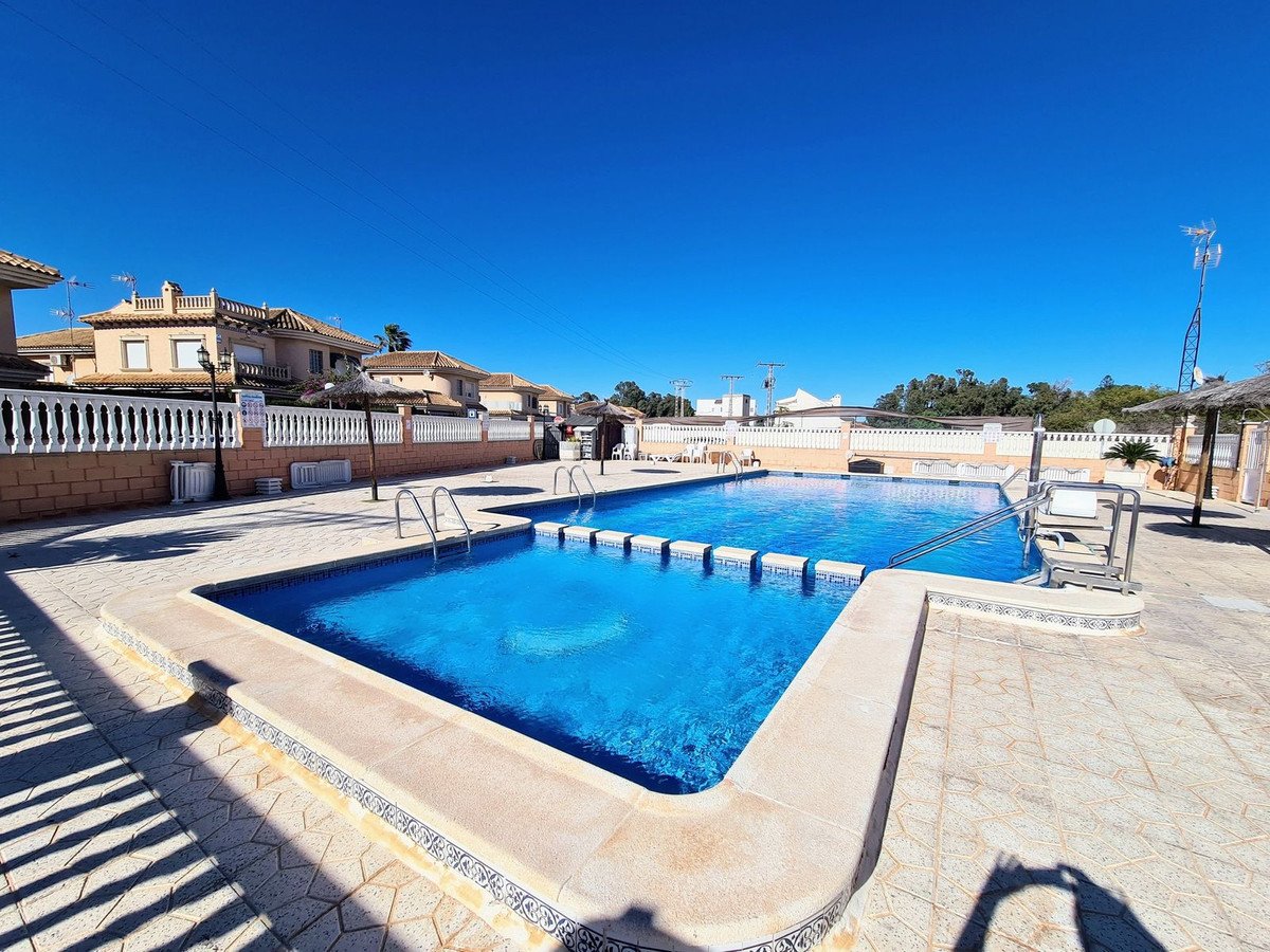 2 Bed Top Floor Apartment in Punta Prima in Punta Prima, Apartment