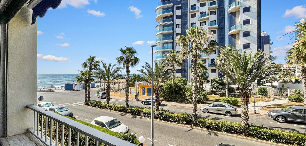 2 Bed Ground Floor Apartment in Punta Prima in Punta Prima, Apartment