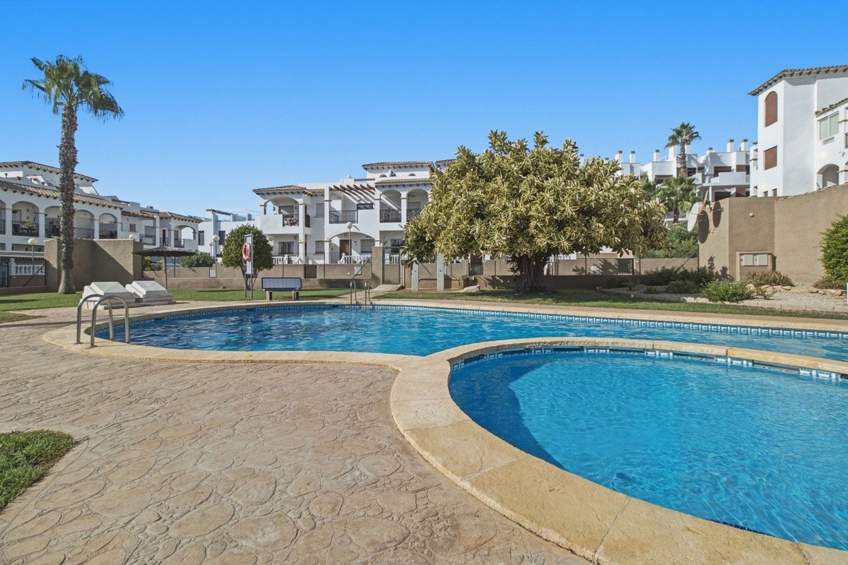 2 Bed Ground Floor Apartment in Punta Prima in Punta Prima, Apartment