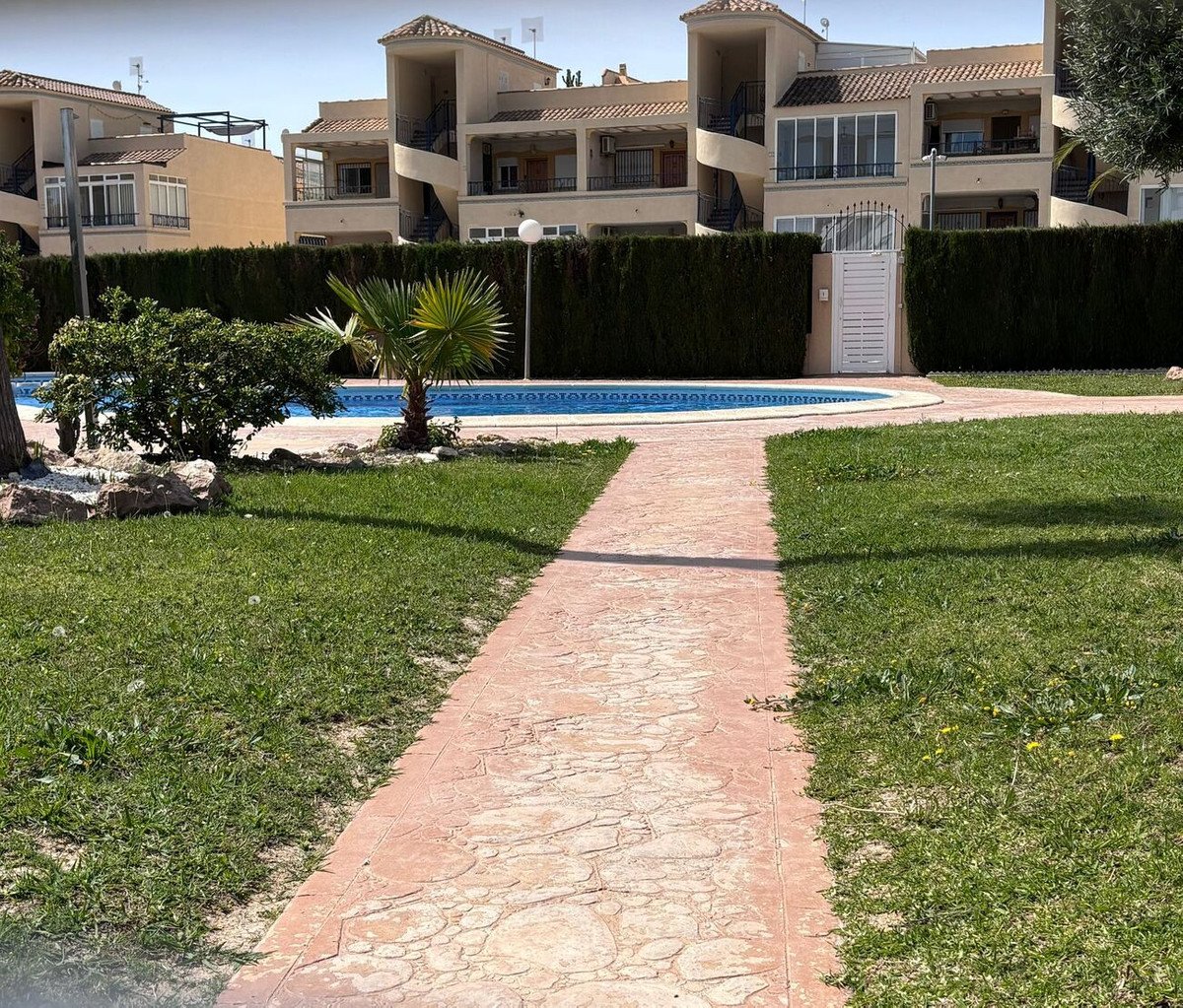 2 Bed Ground Floor Apartment in Punta Prima in Punta Prima, 