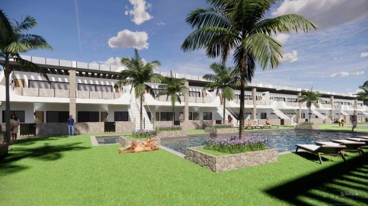 4 Bed New Development in Punta Prima في Punta Prima, 