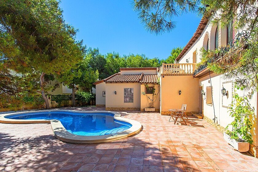 4 Bed Detached Villa in Punta Prima in Punta Prima, Detached Villa