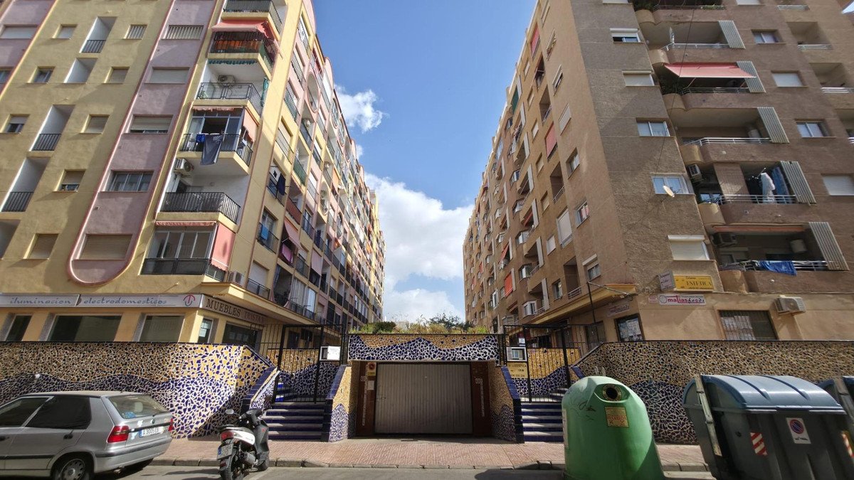 3 Bed Middle Floor Apartment in Torrevieja in Torrevieja, Apartment