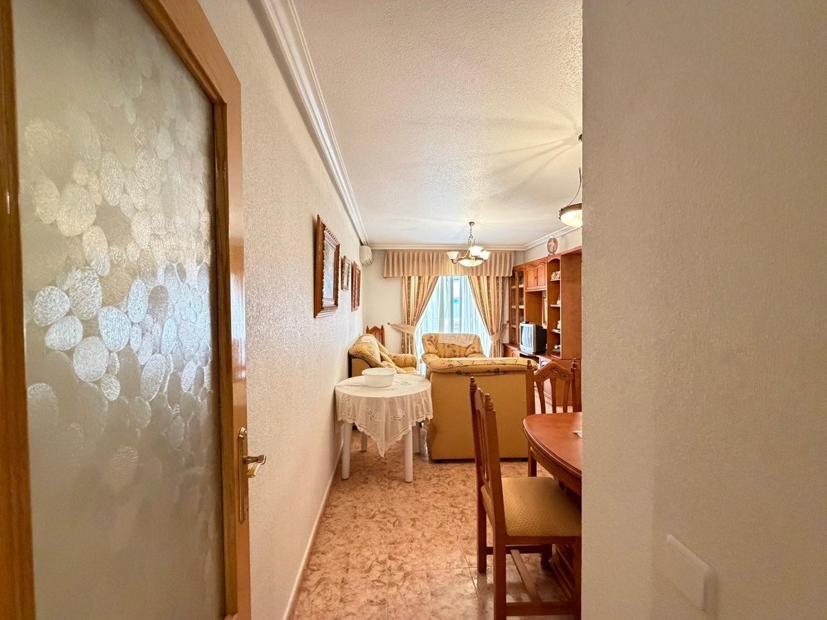 3 Bed Middle Floor Apartment in Torrevieja in Torrevieja, Apartment