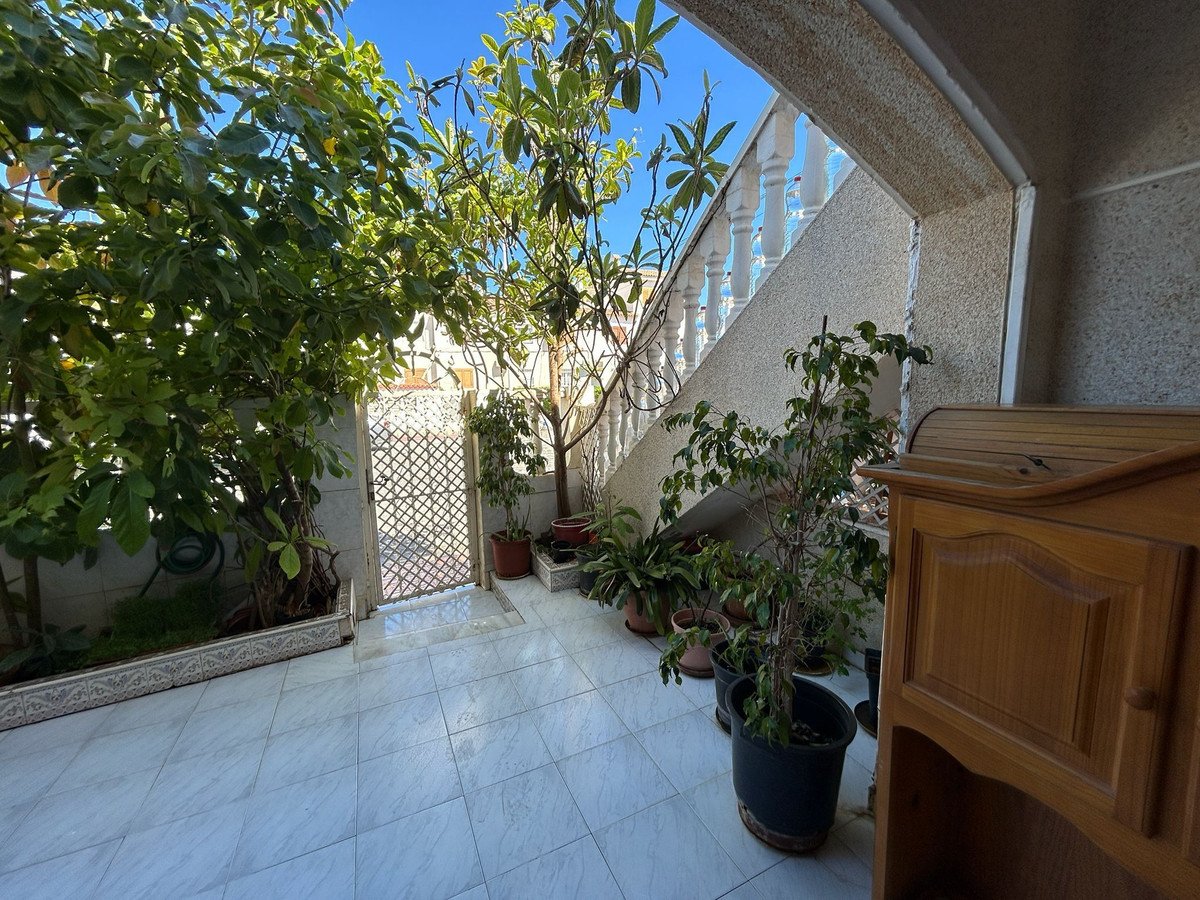 1 Bed Townhouse in Torrevieja in Torrevieja, Townhouse