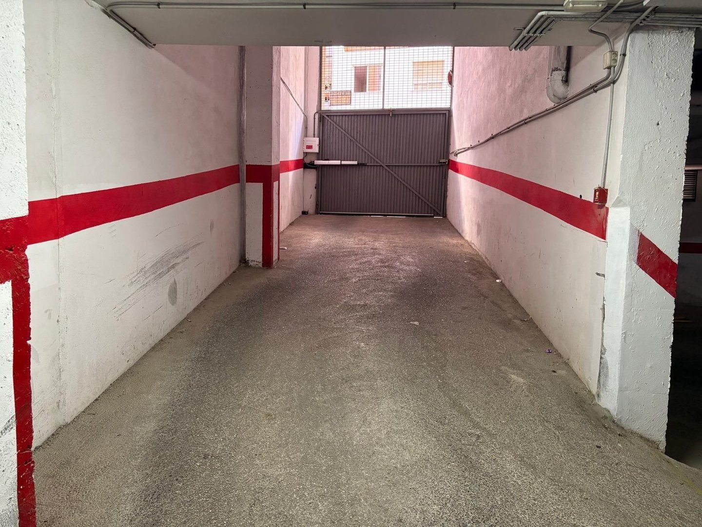 05 indoor parking garage