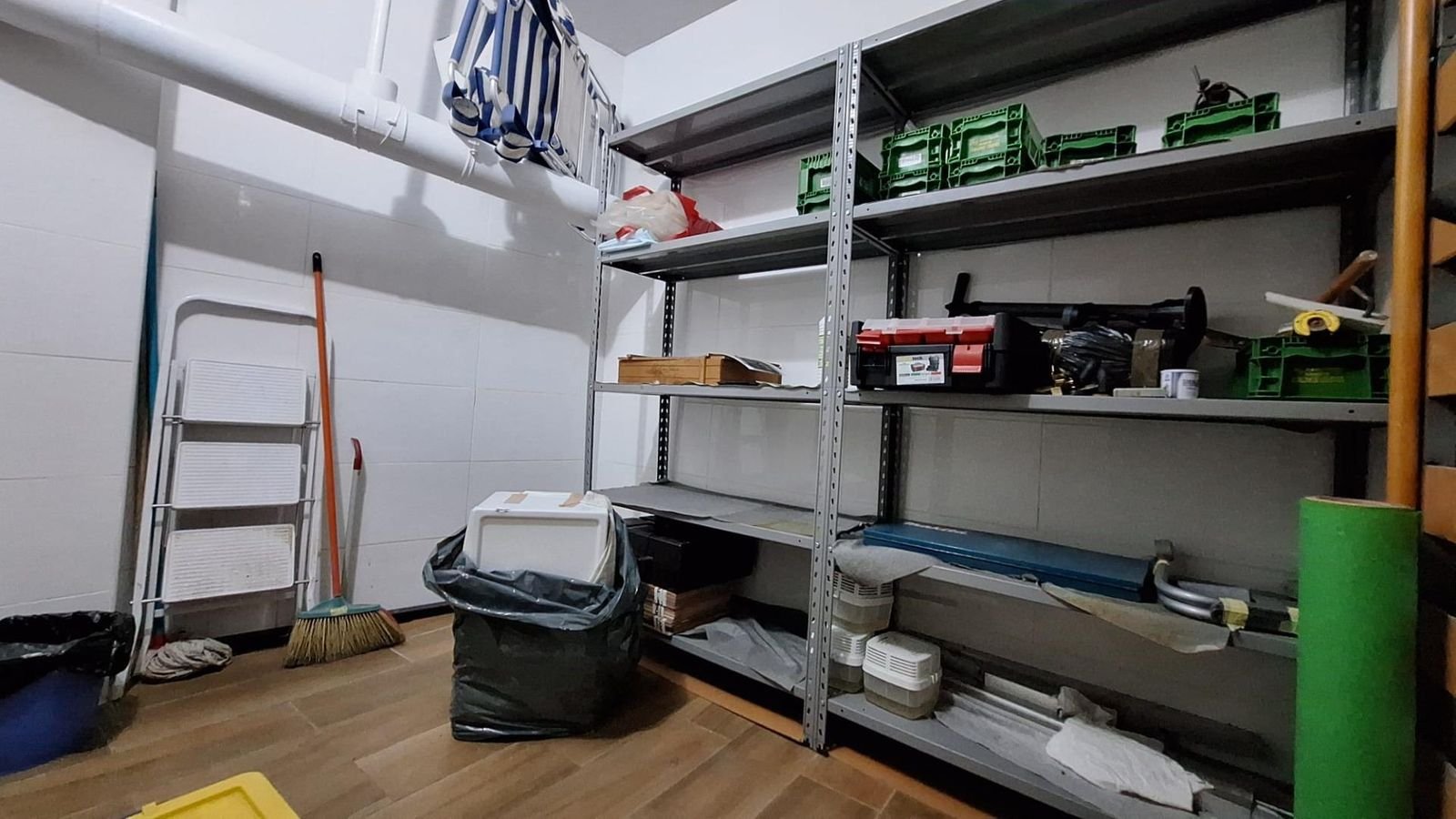 03 industrial storage room