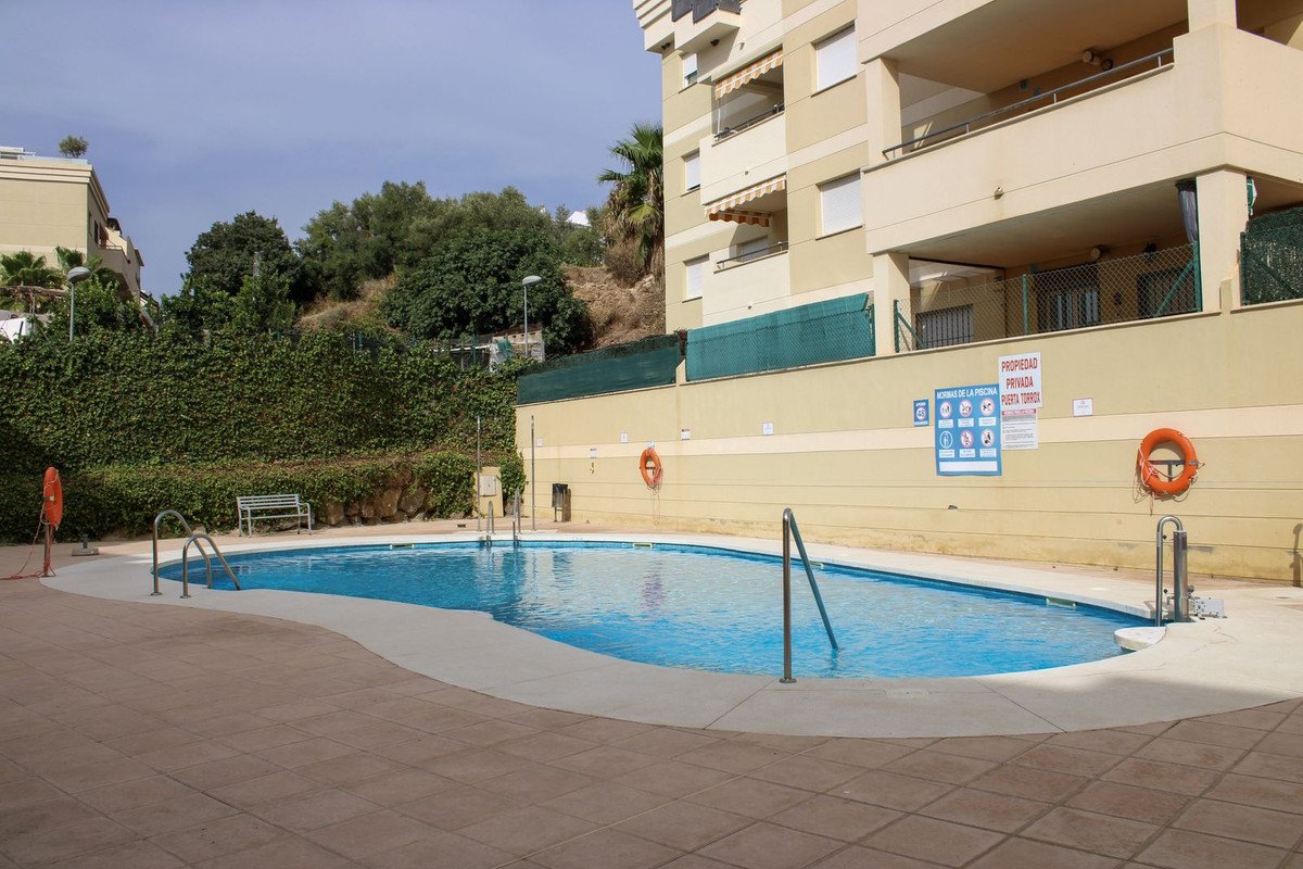 2 Bed Middle Floor Apartment in Torrox in Torrox, Apartment