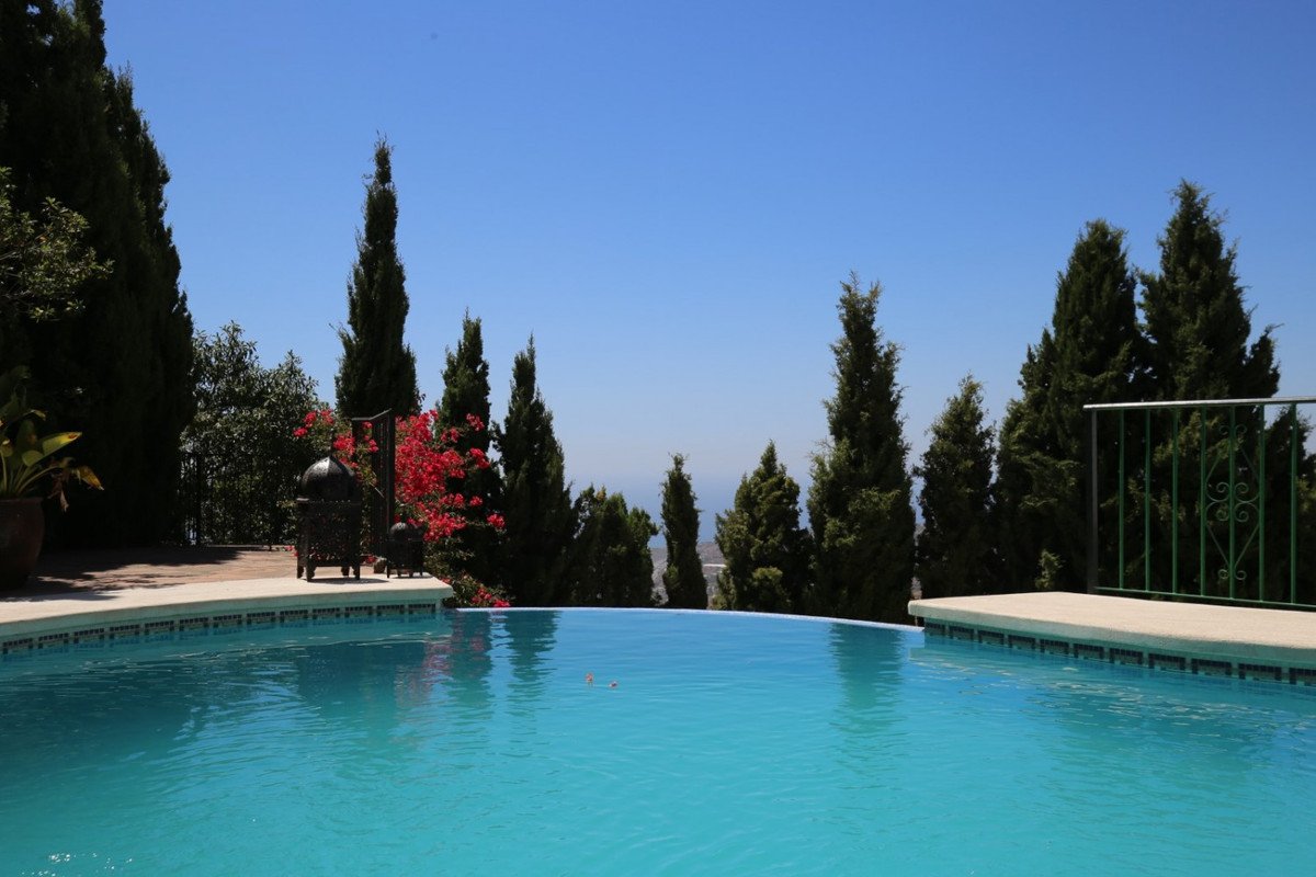 3 Bed Detached Villa in Torrox in Torrox, Detached Villa